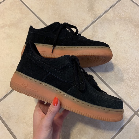 nike gum sole womens